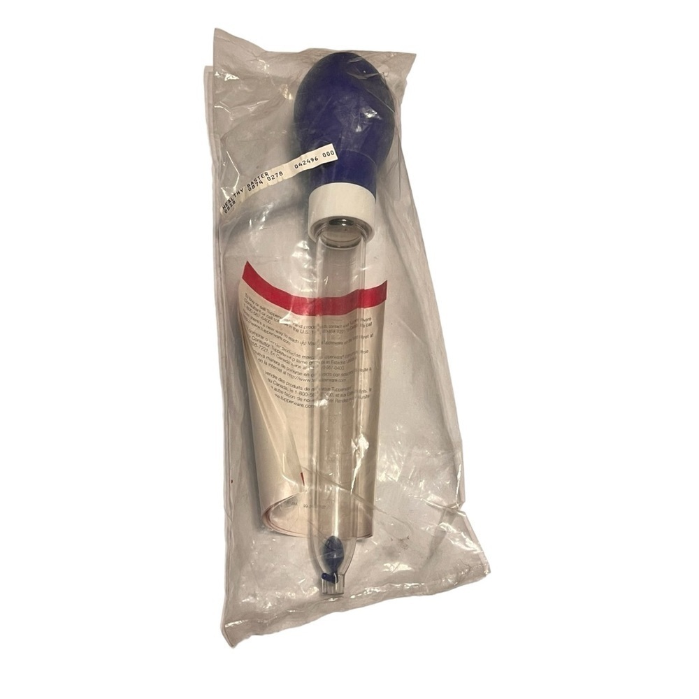 Tupperware healthy baster blue bulb unopened.